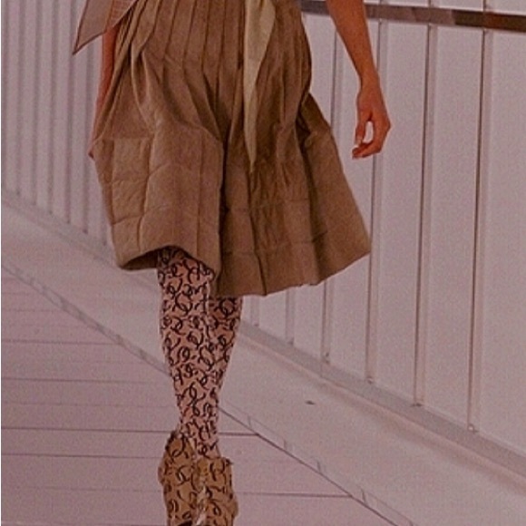 🆕 Chanel CC Runaway ankle boots👢 - Picture 12 of 13